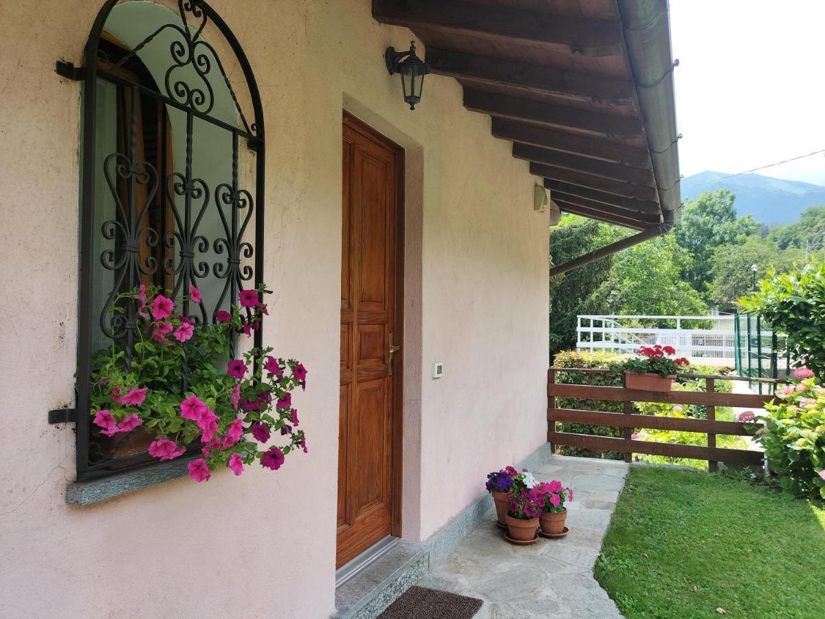 The Balcony On The Lake Dizzasco Exterior photo